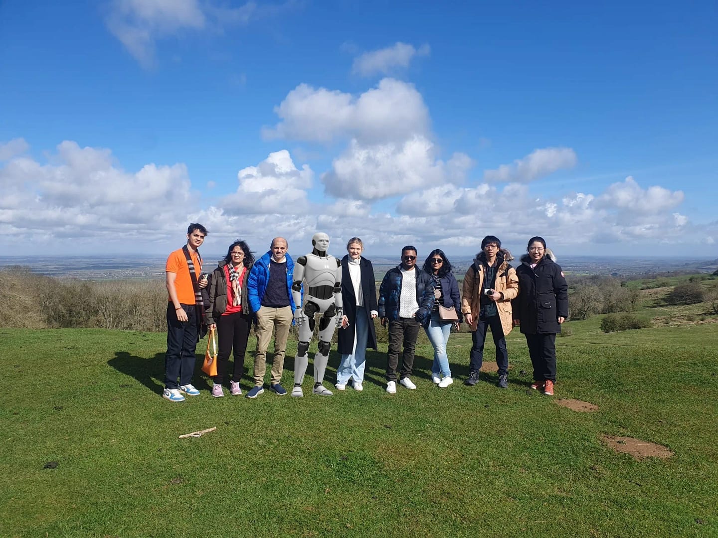 WhatsApp Image DovHil Discover the Cotswolds: Your Journey Begins in Stratford-upon-Avon